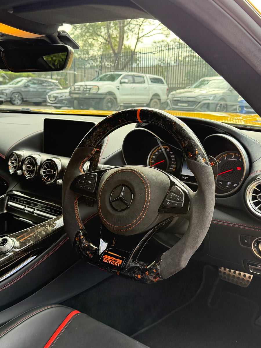 Steering wheel fitted to a 2016 Mercedes-AMG GTS
